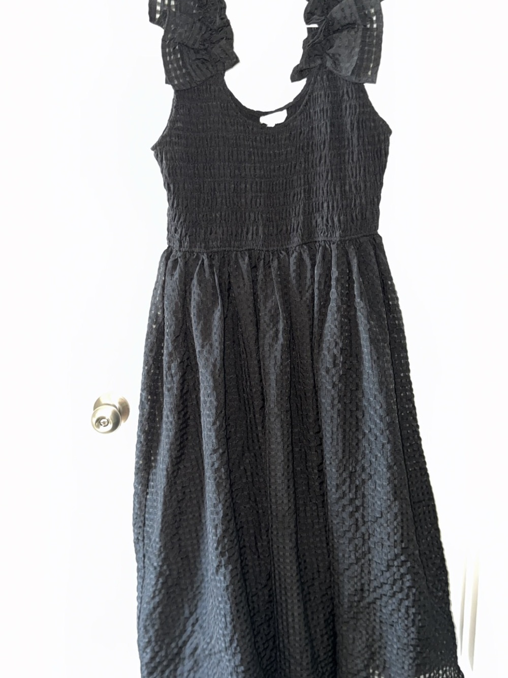 entro Black Ruffle Strap Maxi Dress
